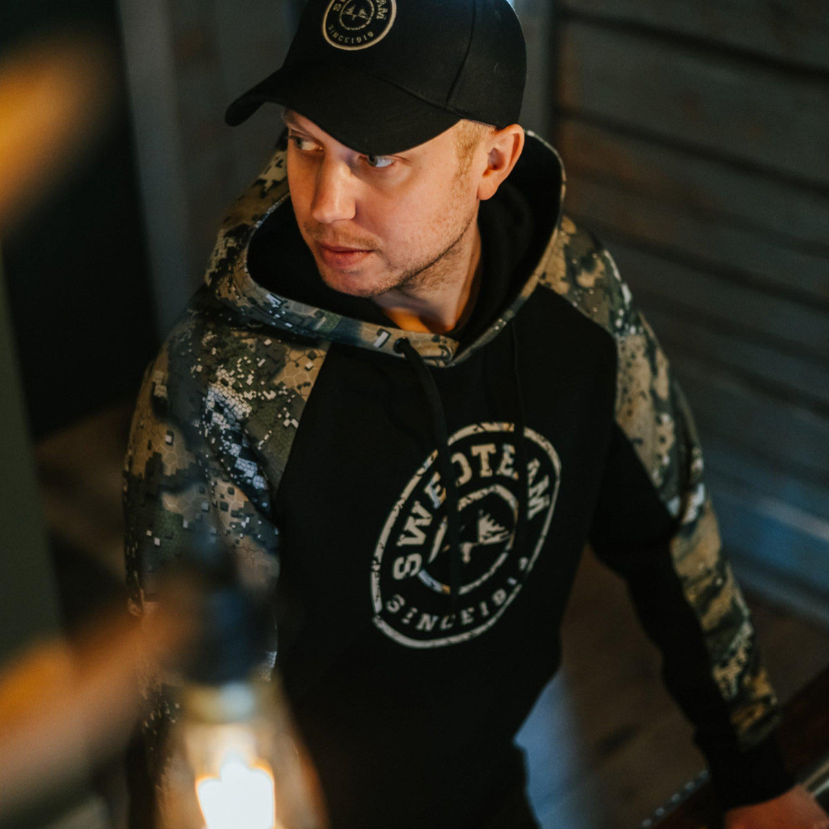 Ridge Hoodie Tröja Svart - Swedteam