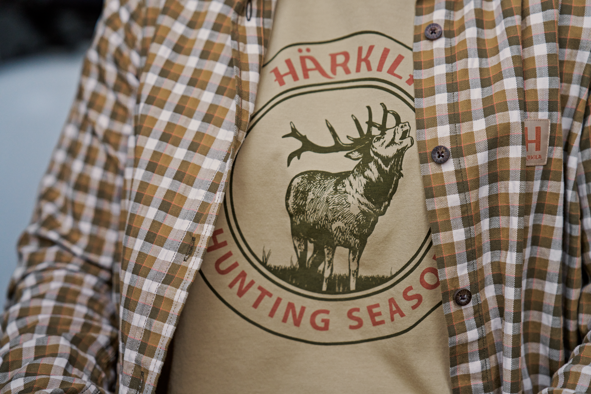 Stag Badge Kortärmad T-shirt för kvinnor Sand - Härkila