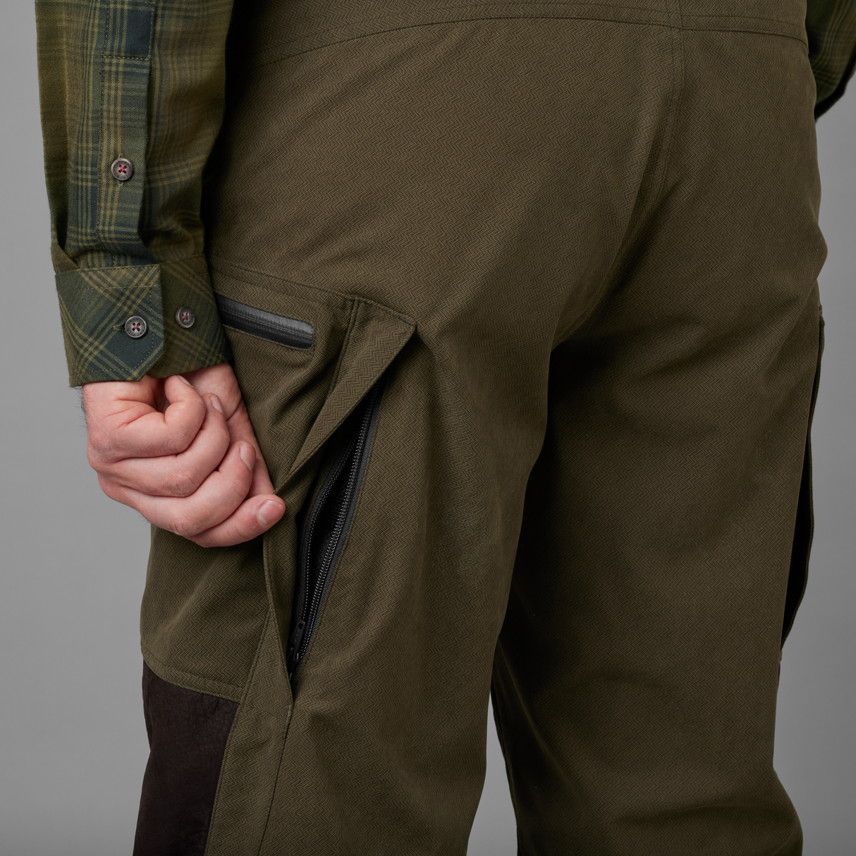 Driven Hunt HWS läder byxor Willow green/Shadow brown - Härkila