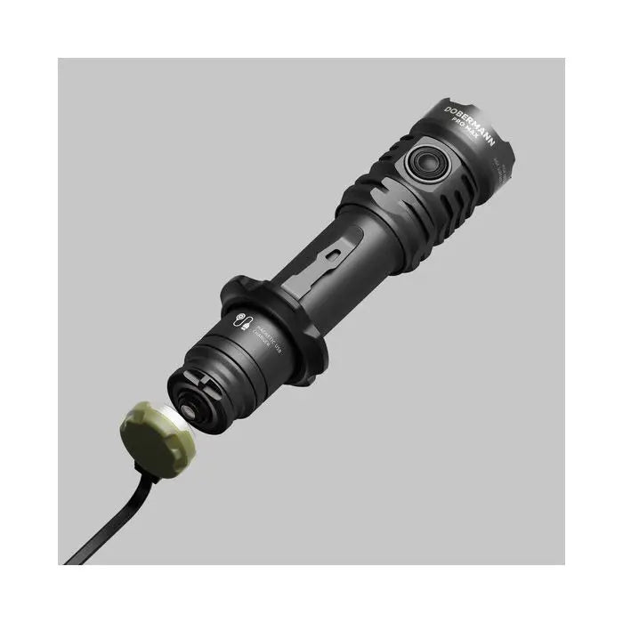 Dobermann Pro Max ficklampa 3000 LM (Vit) – Armytek