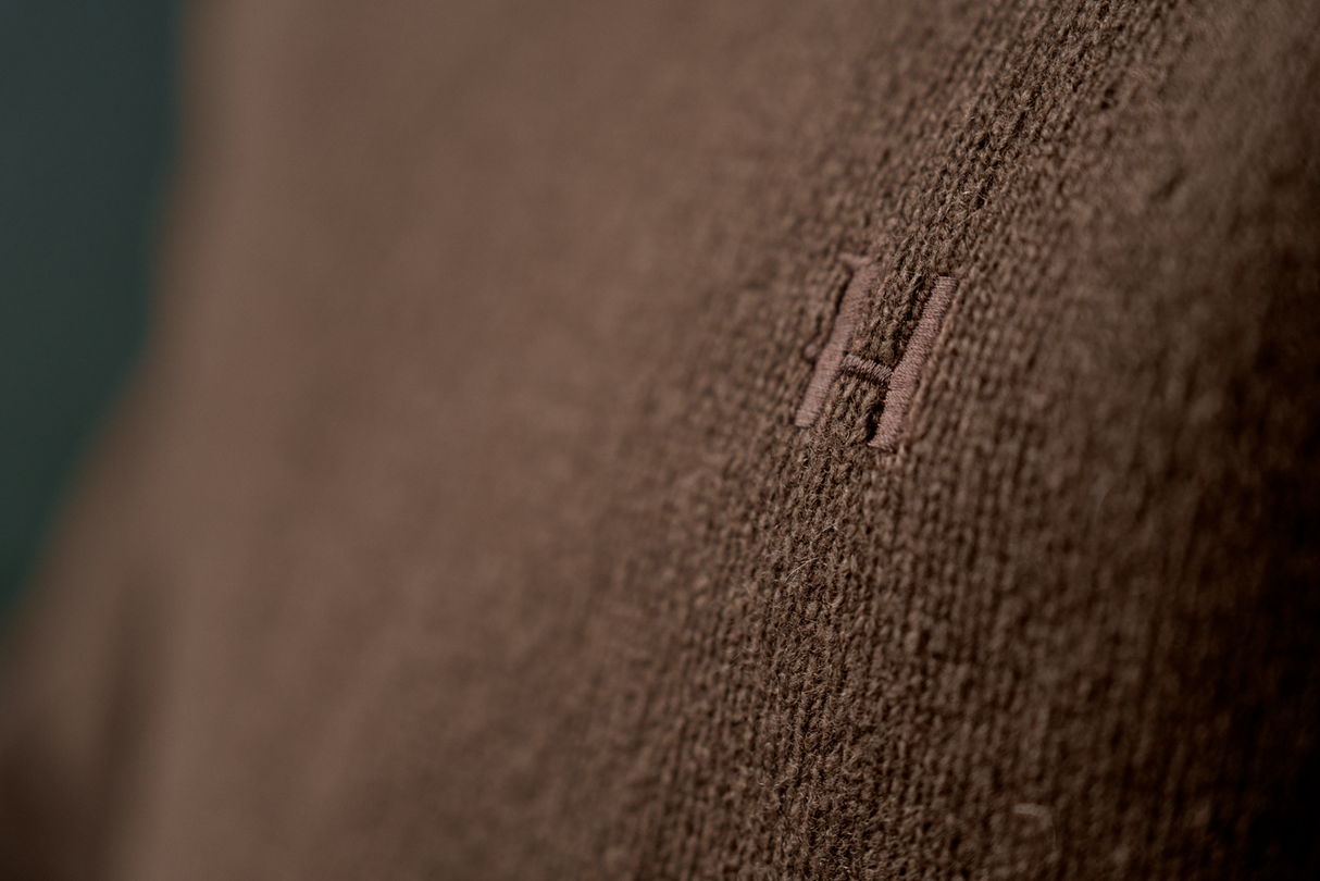 Merino V-ringad tröja Demitasse brown – Härkila