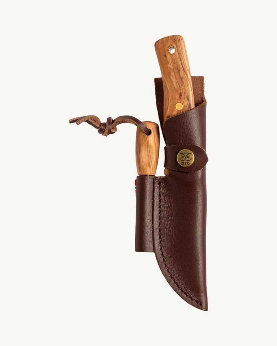 FEMUNDEN Kniv + tändstål med fodral - Øyo
