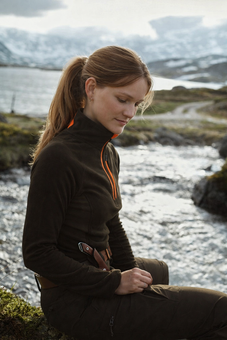 REVNA Brun - Northern hunting