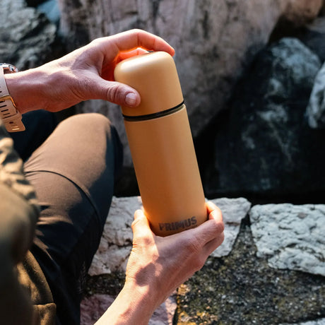 Classic Light Vakuumflaska STONE GOLD / 0.5 L – Primus