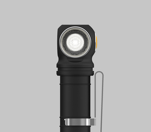 Armytek Wizard C2 Pro Max / Vit / 4000 lm / TIR 110°:150° / +holster / 1x21700 (incl.) or 1x18650 / Magnet USB - Armytek
