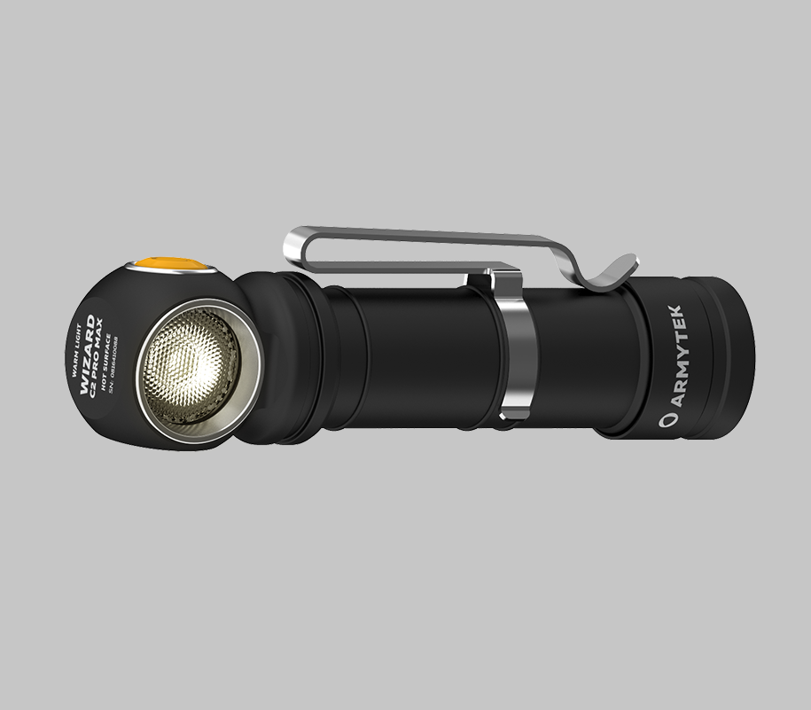 Wizard C2 Pro Max / Varm / 3720 lm / TIR 110°:150° / +hölster / 1x21700 (inkl.) eller 1x18650 / Magnetisk USB - Armytek