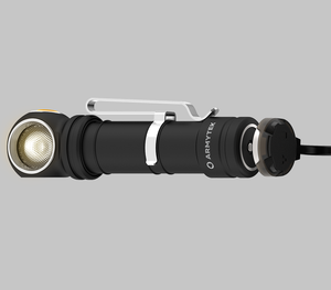 Wizard C2 Pro Max / Varm / 3720 lm / TIR 110°:150° / +hölster / 1x21700 (inkl.) eller 1x18650 / Magnetisk USB - Armytek