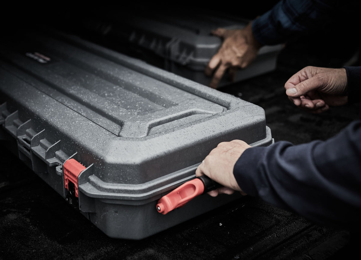 Rustrictor all-weather vapenkoffert 52" – Plano