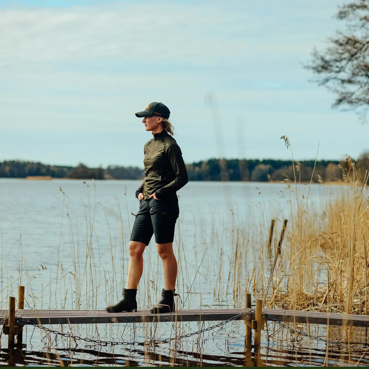 Meadow Dam - Kort Svart – Swedteam