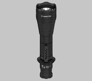 Predator Pro Magnet USB / Varm / 1400 lm / 5°:40° / 1x18650 (inkl.) - Armytek