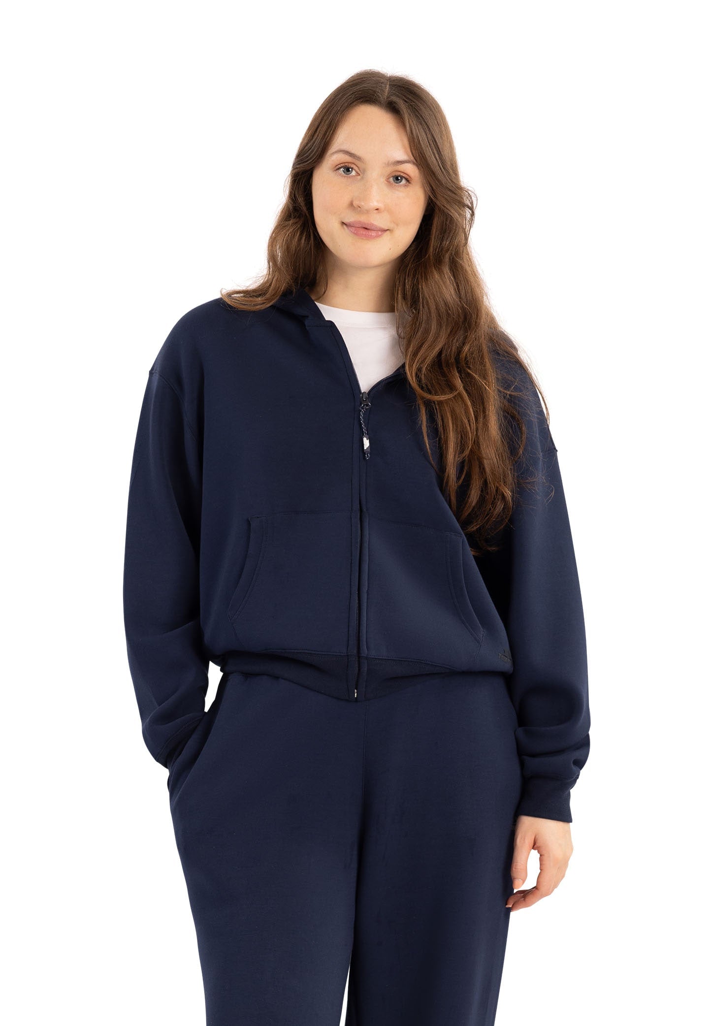 Sollas - Navy – Trespass