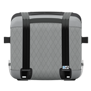 Caree cool grey