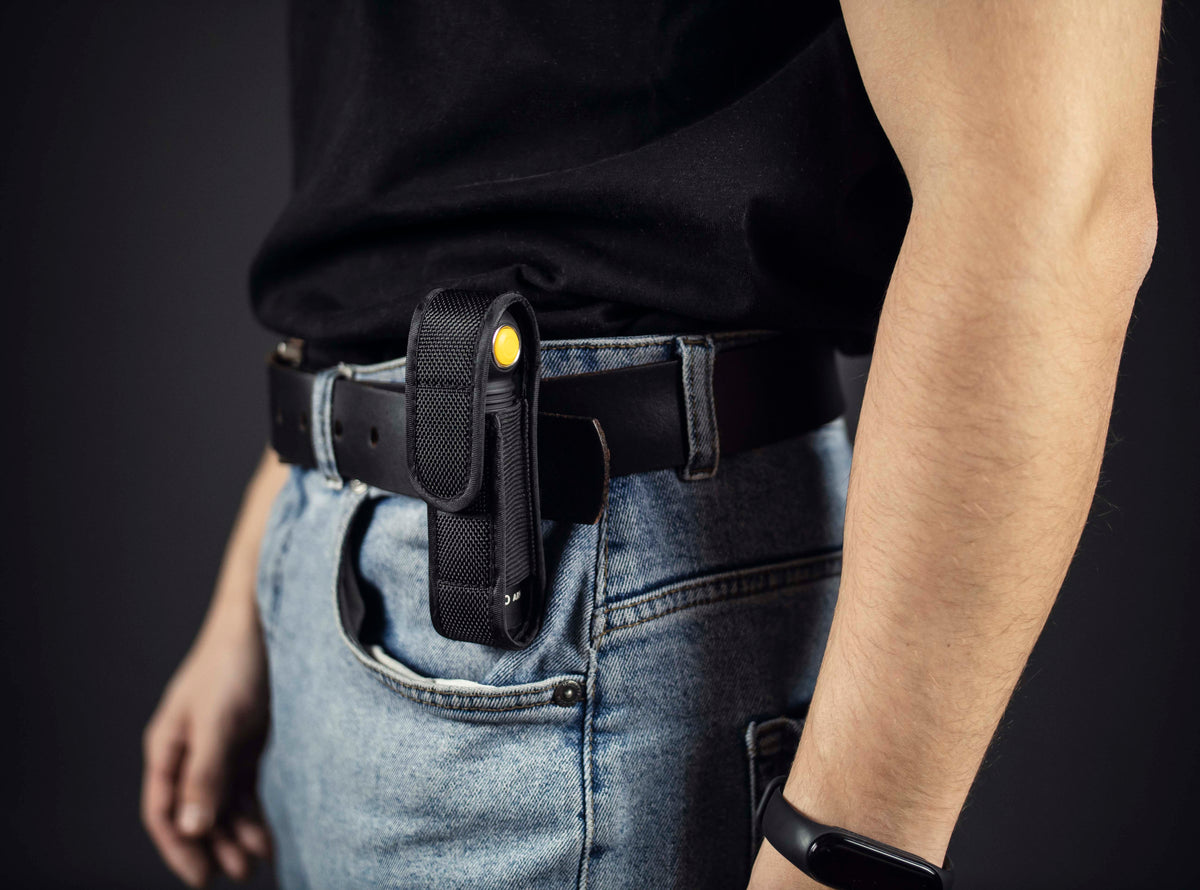 Armytek Wizard C2 Pro Max / Vit / 4000 lm / TIR 110°:150° / +holster / 1x21700 (incl.) or 1x18650 / Magnet USB - Armytek
