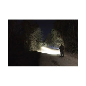 Dobermann Pro Max ficklampa 3000 LM (Vit) – Armytek