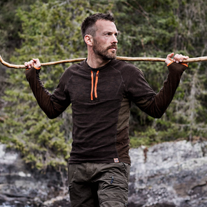 BJORN Brun - Northern hunting