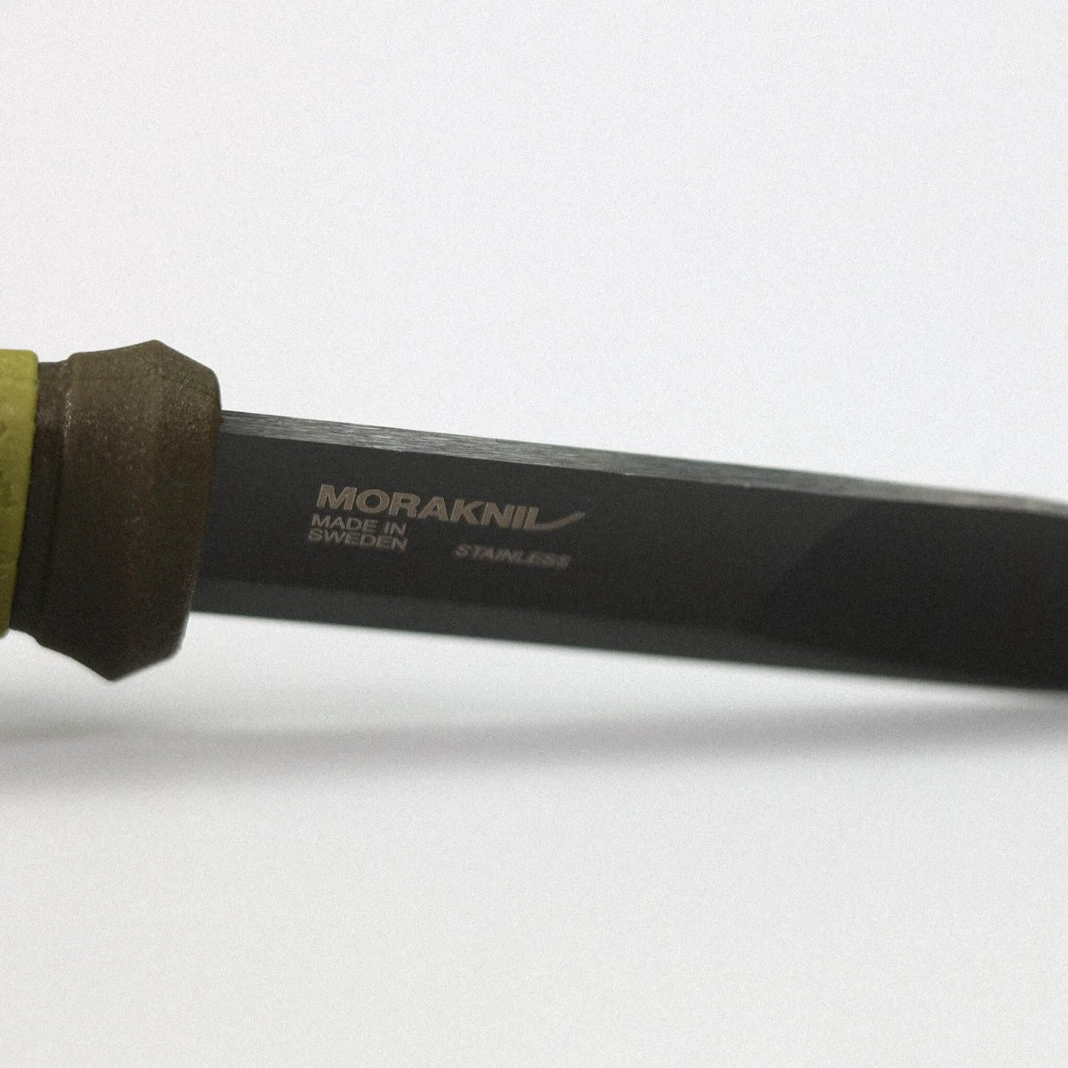 Mora 2000 (S) Svart Edition – Morakniv