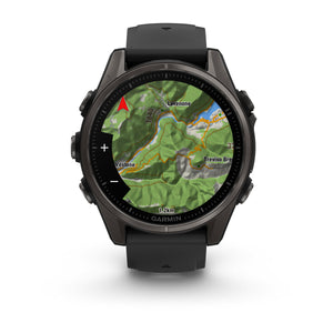 fēnix® 8 – 43 mm, AMOLED, Sapphire, Carbon Grey DLC-titanium med Svart/Pebble Grey silikonarmband – Garmin