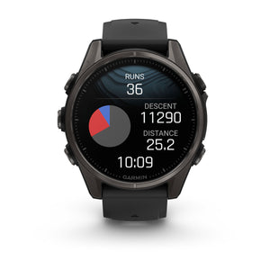 fēnix® 8 – 43 mm, AMOLED, Sapphire, Carbon Grey DLC-titanium med Svart/Pebble Grey silikonarmband – Garmin