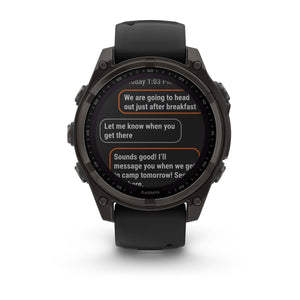 fēnix® 8 – 47 mm, Solar, Sapphire, Carbon Grey DLC-titanium med Svart/Pebble Grey silikonrem – Garmin