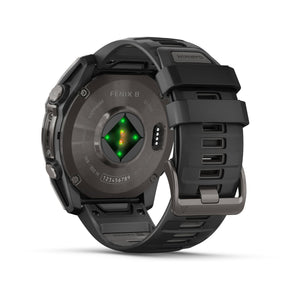 fēnix® 8 – 51 mm, AMOLED, Sapphire, Carbon Grey DLC med Svart/Pebble Grey silikonarmband – Garmin