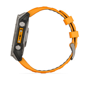 fēnix® 8 – 47 mm, AMOLED, Sapphire, Titanium med Spark Orange/Graphite silikonarmband – Garmin