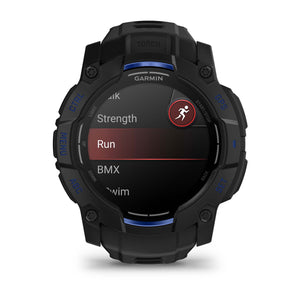 Instinct® 3 – 50 mm, AMOLED, Svart med Svart/Bolt Blue rem – Garmin